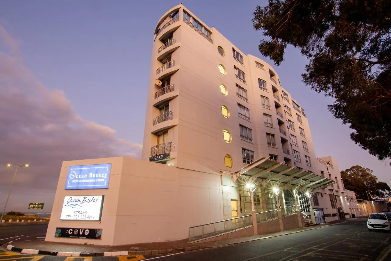 Ocean Breeze Hotel Strand
