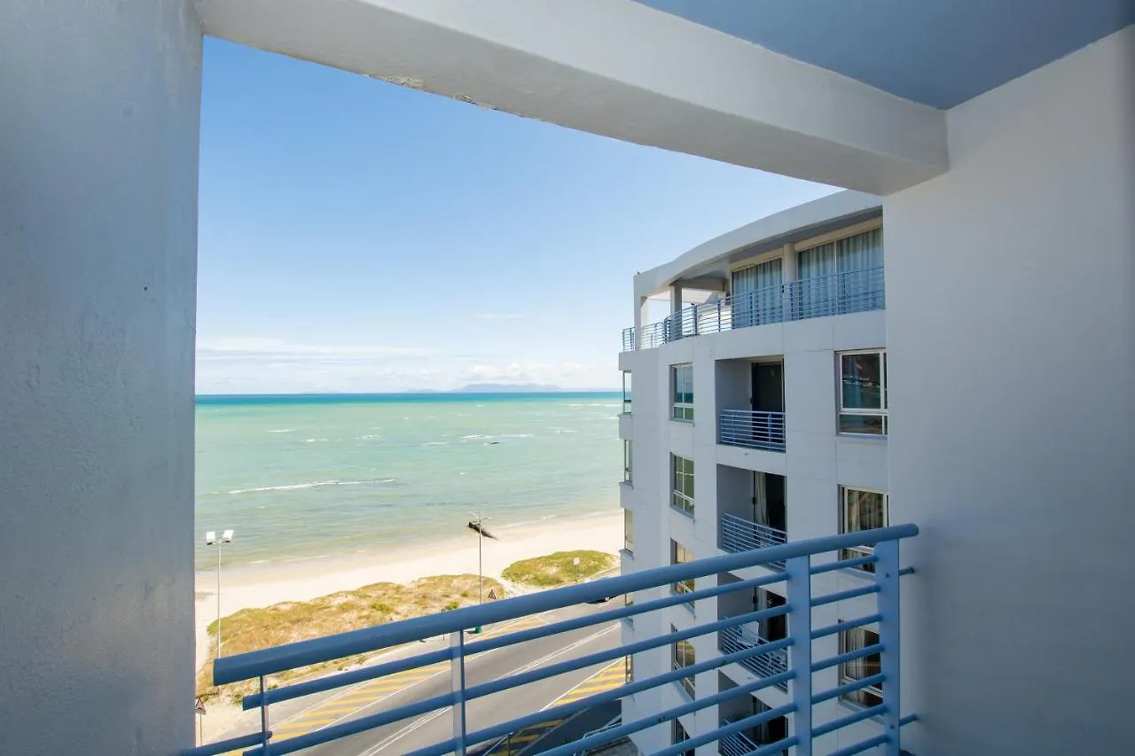 Ocean Breeze Hotel Strand
