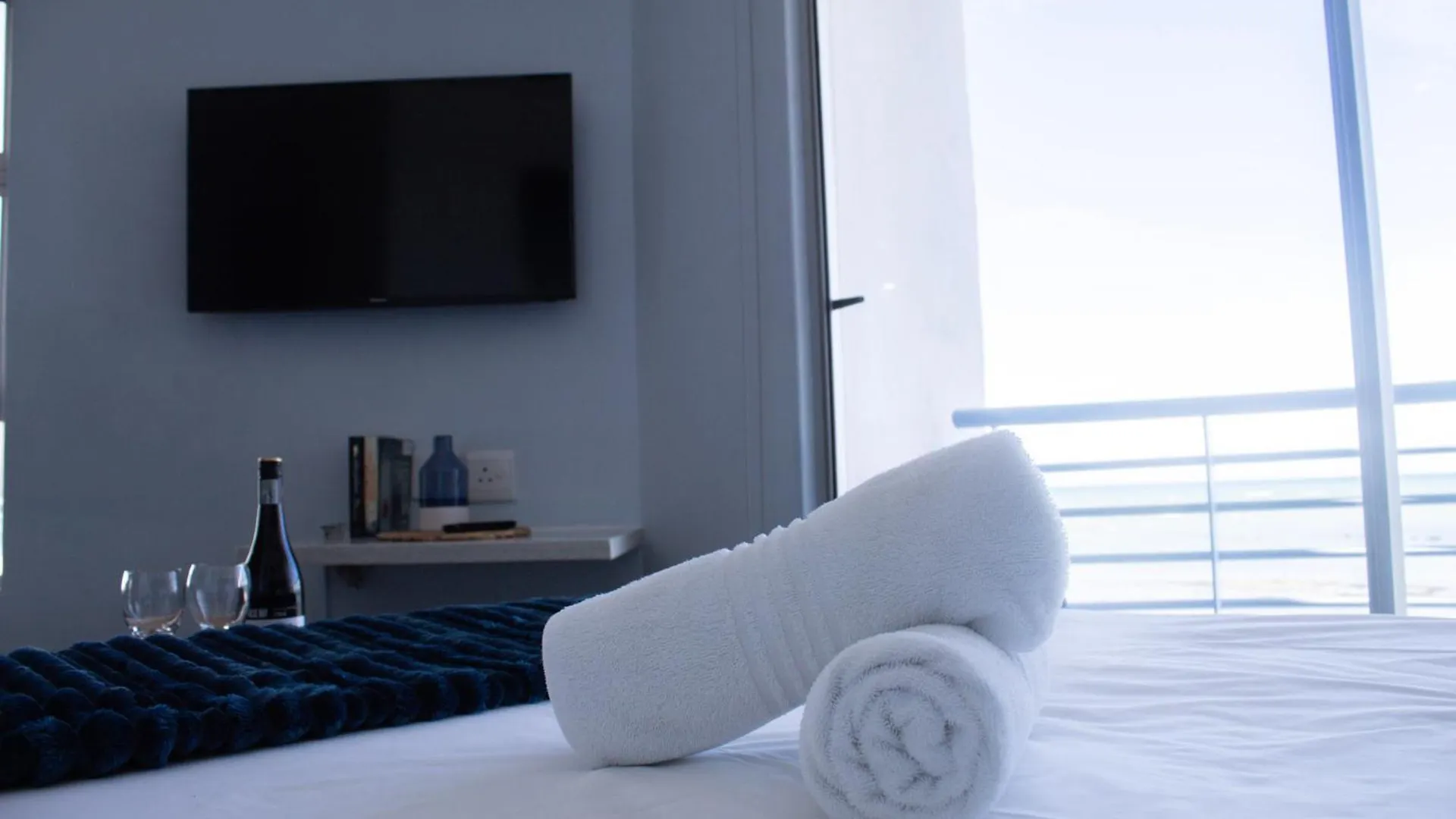 Ocean Breeze Hotel Strand Afrique du Sud