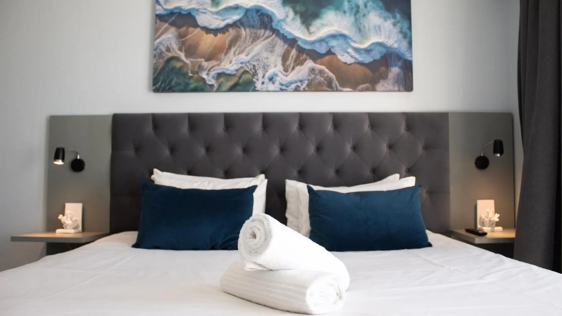 Ocean Breeze Hotel Strand 3*,  South Africa