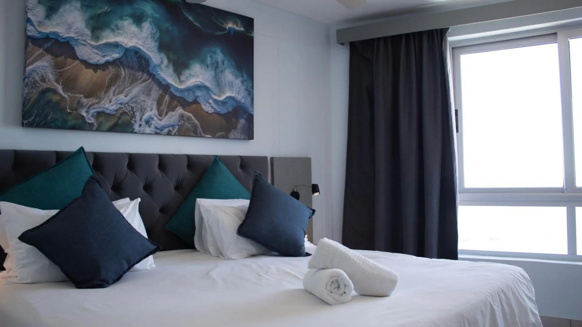 Ocean Breeze Hotel Strand