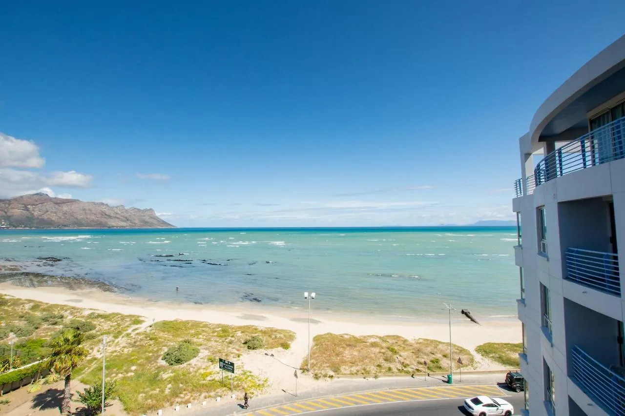 Ocean Breeze Hotel Strand