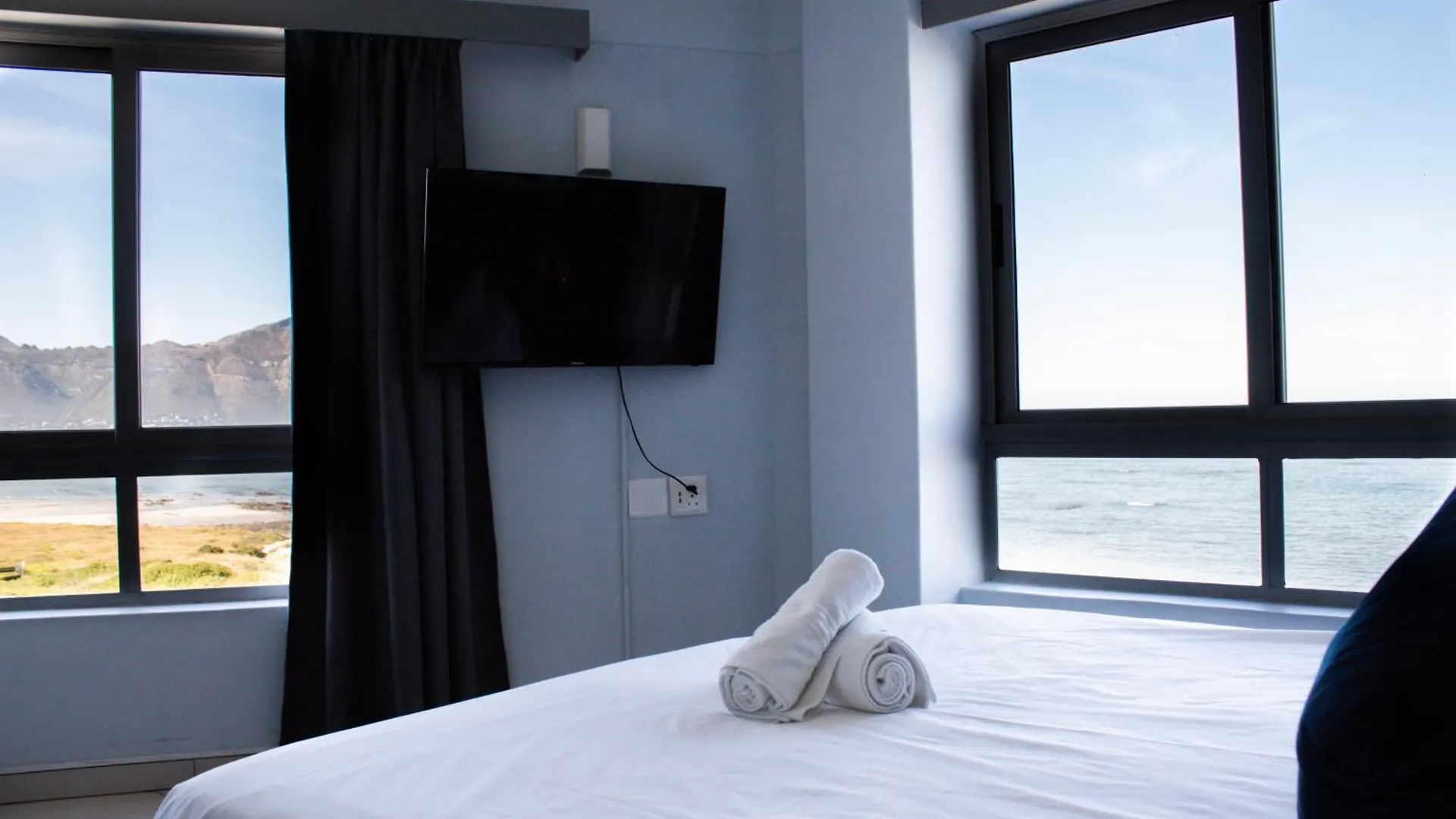 Ocean Breeze Hotel Strand