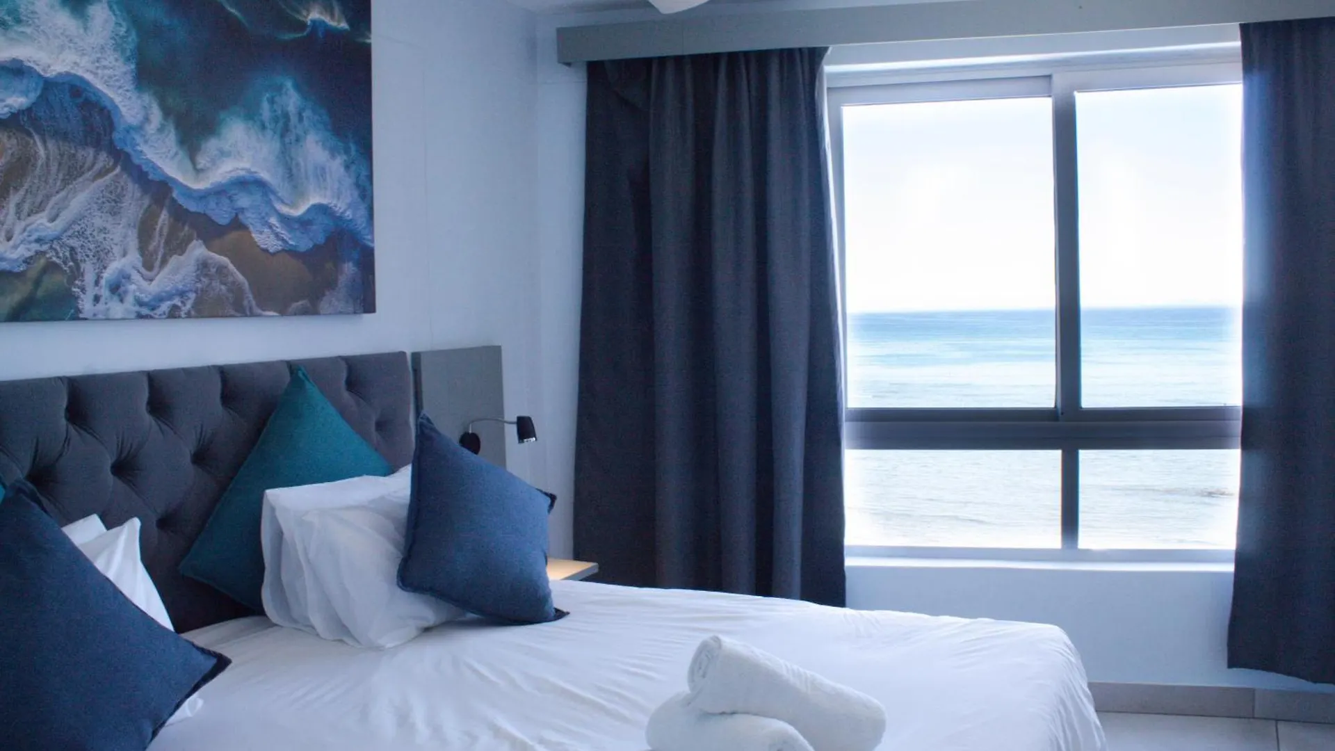 Ocean Breeze Hotel Strand