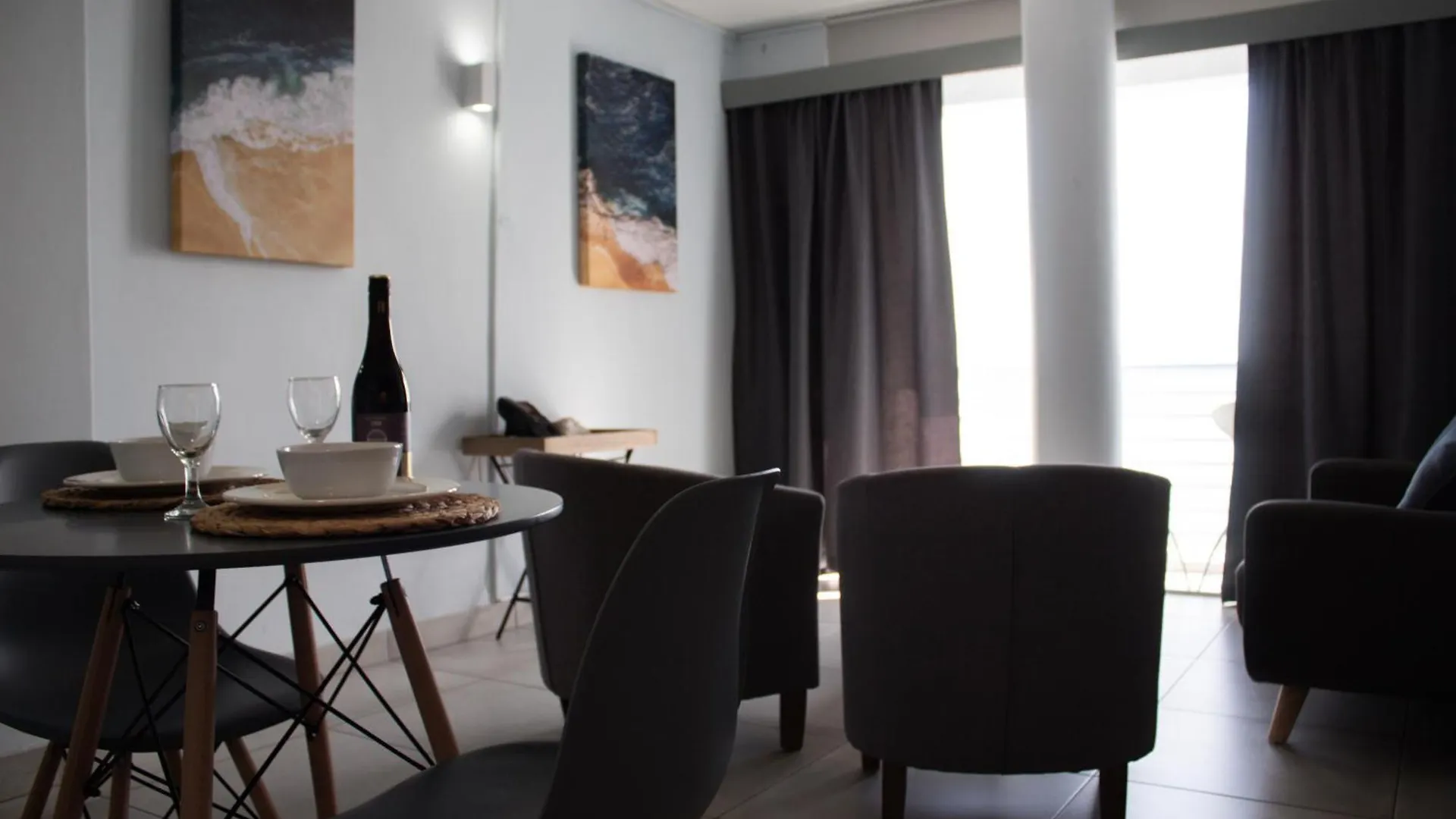 Ocean Breeze Hotel Strand