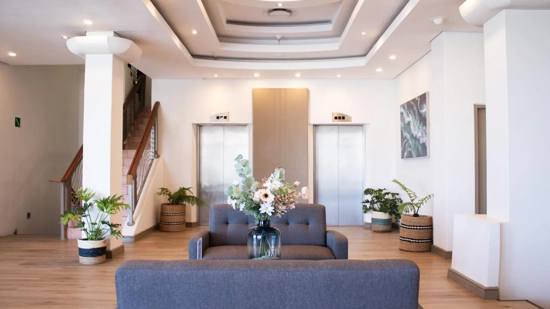 Ocean Breeze Hotel Strand 3*,  South Africa