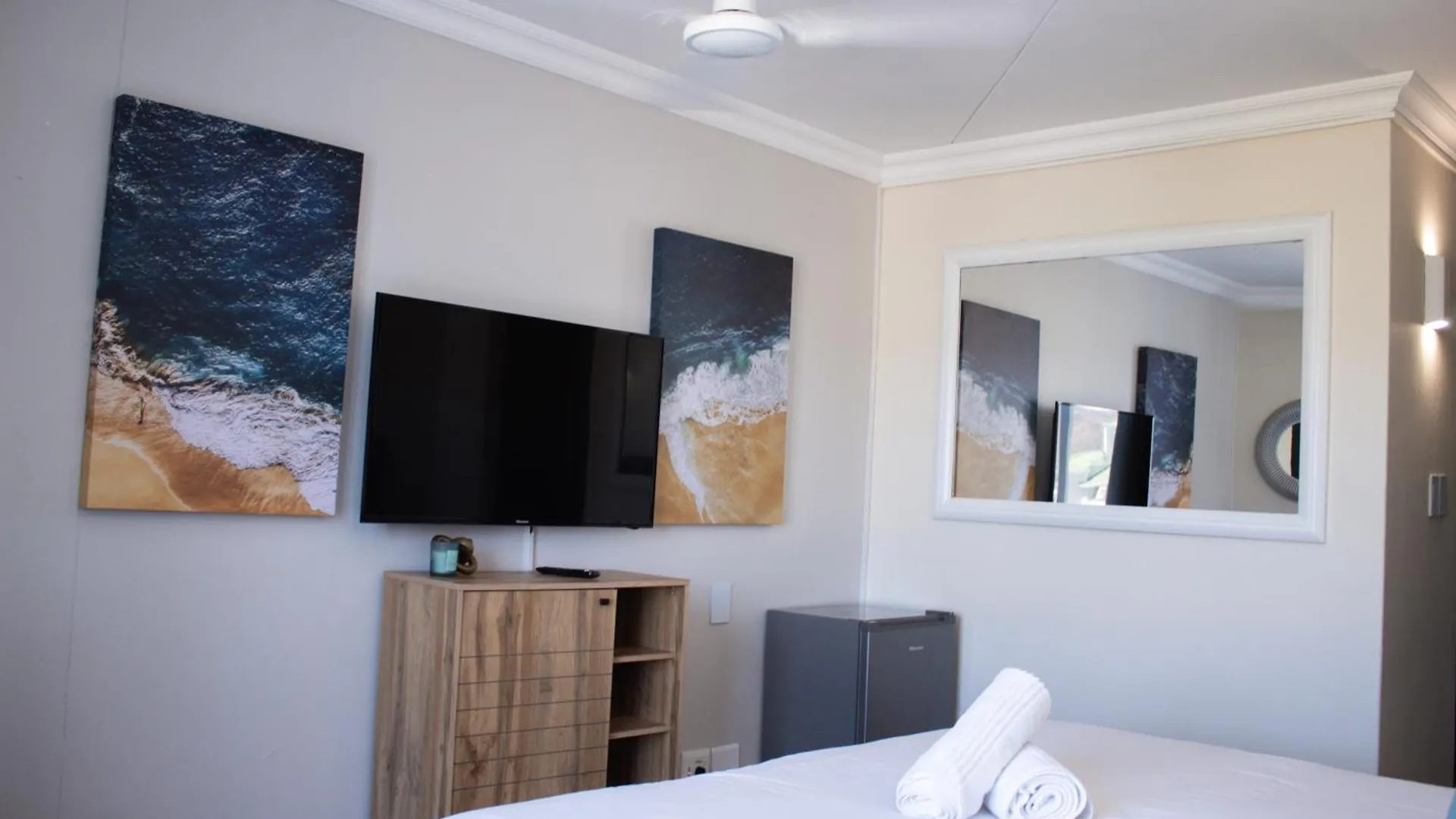 Ocean Breeze Hotel Strand