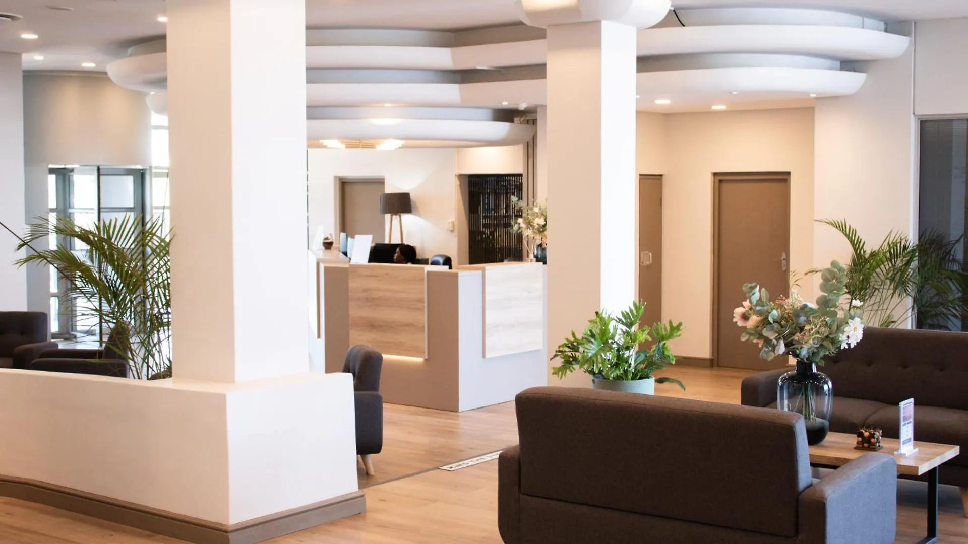 ***  Ocean Breeze Hotel Strand South Africa