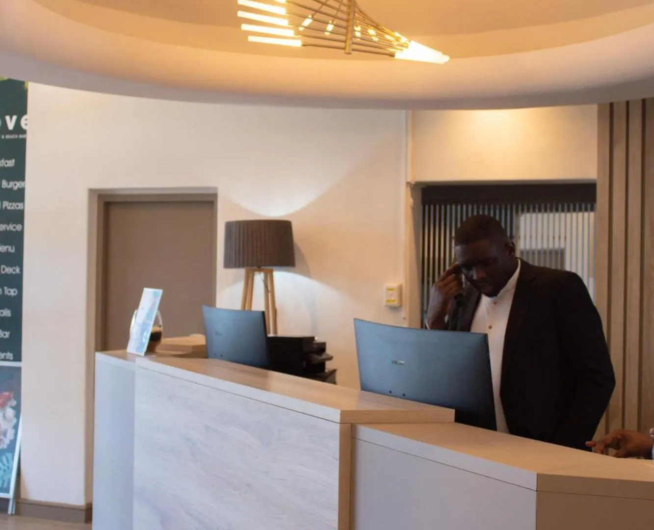 Ocean Breeze Hotel Strand