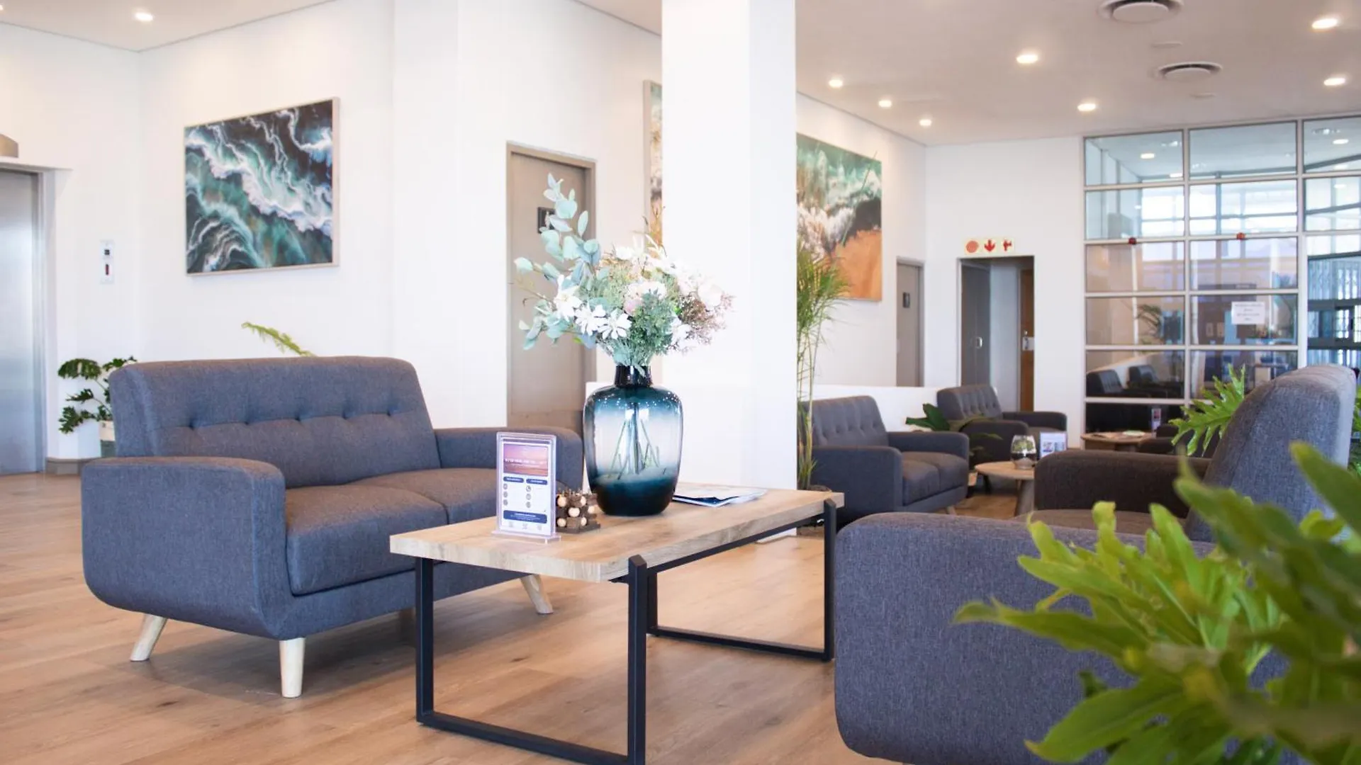 Ocean Breeze Hotel Strand
