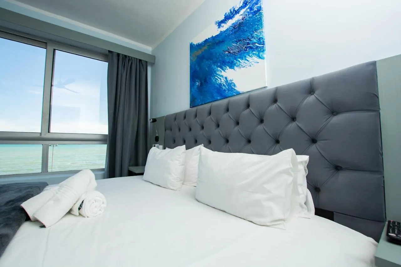Ocean Breeze Hotel Strand 3*,